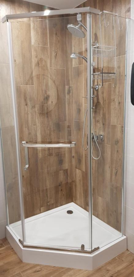 Domek Na Folwarku Z Jacuzzi Tarnawa Dolna  Exterior foto