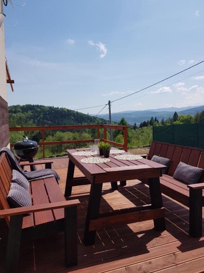 Domek Na Folwarku Z Jacuzzi Tarnawa Dolna  Exterior foto